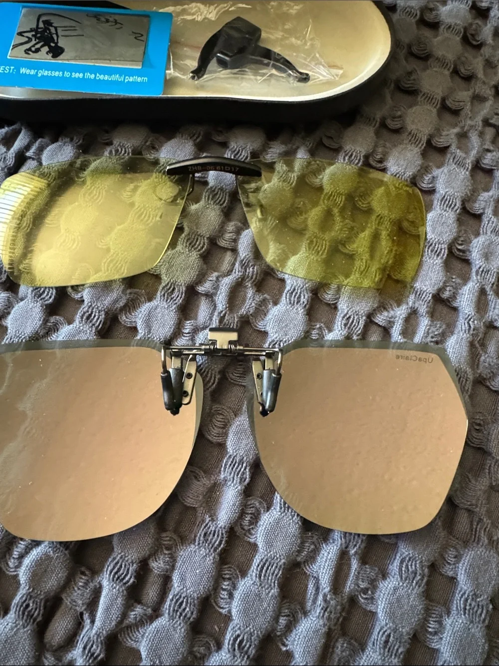 N/A clip sunglasses